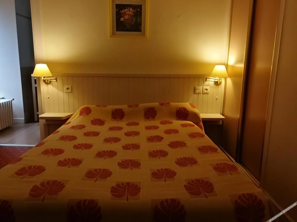 Voir la photo 2 — Le relais de l'Argoat