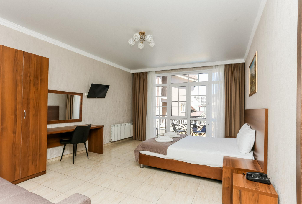 Hotel photo 2