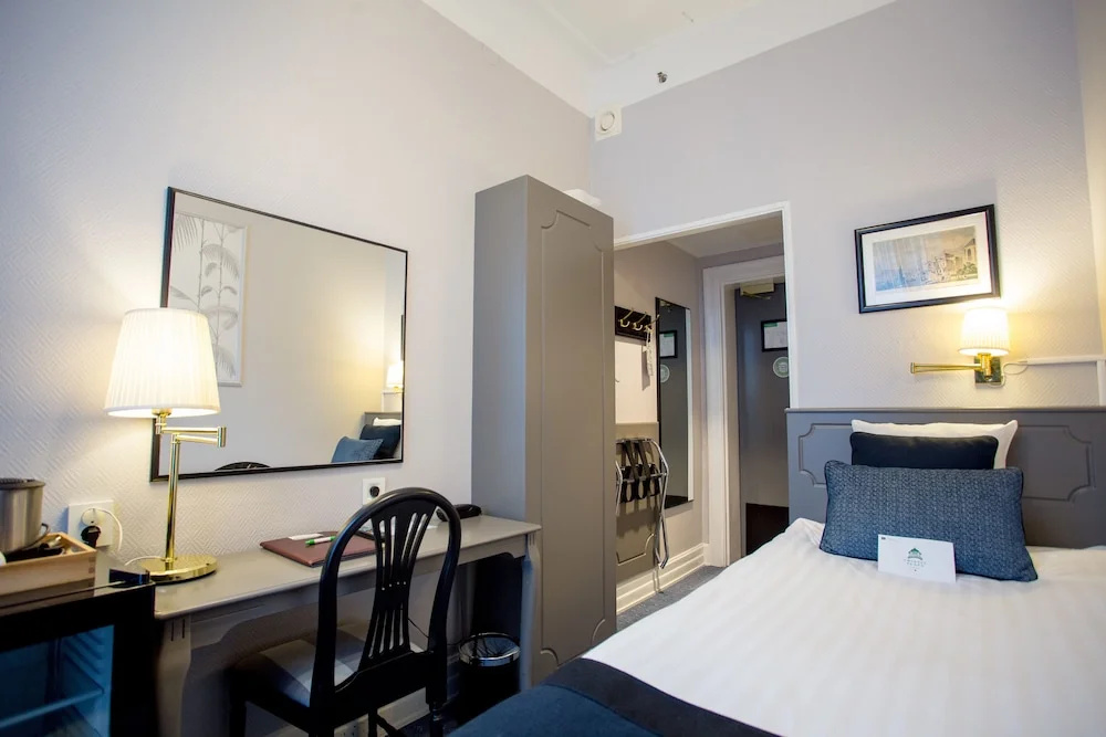 Crystal Plaza Hotel - Chambres