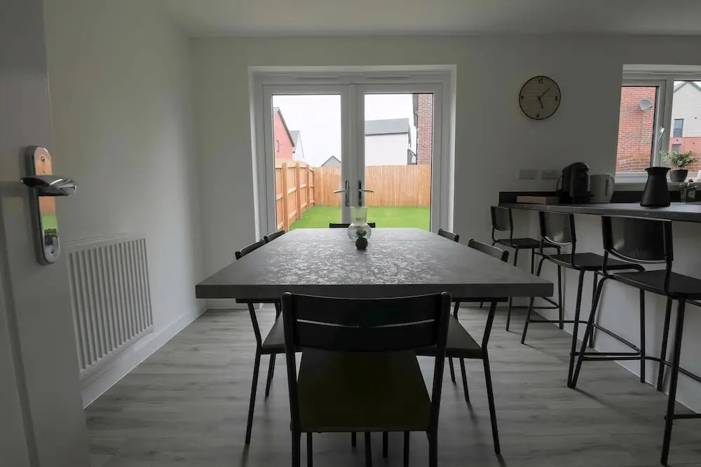 The Haven Modern 4-bed Home With Garden