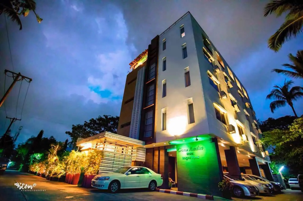Green Paradise Hotel