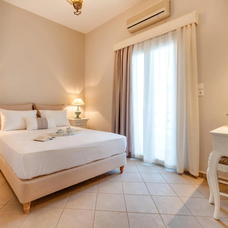 Anna Platanou Hotel