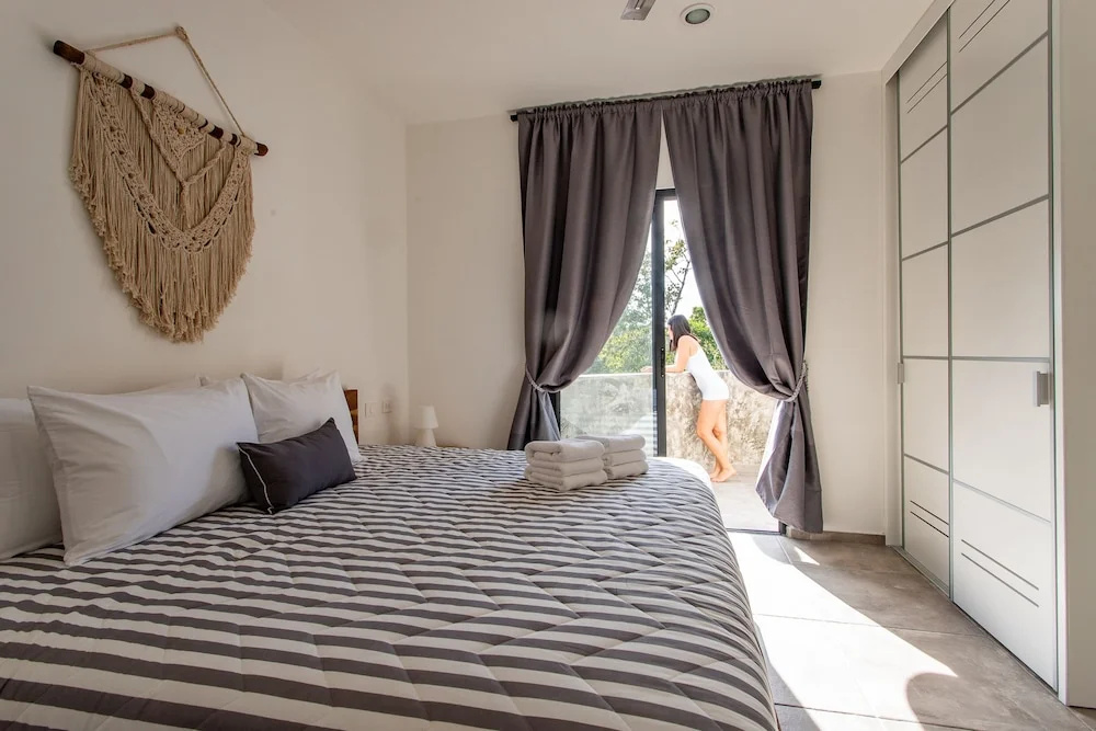 1 Bedroom Suite