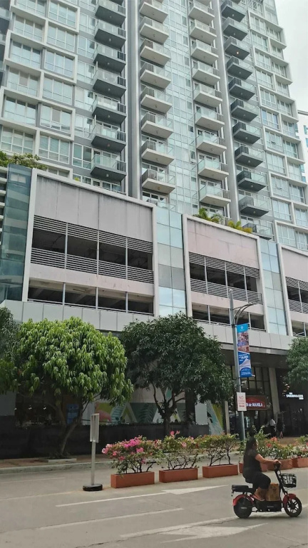 Mactan Newtown One Bedroom Suite