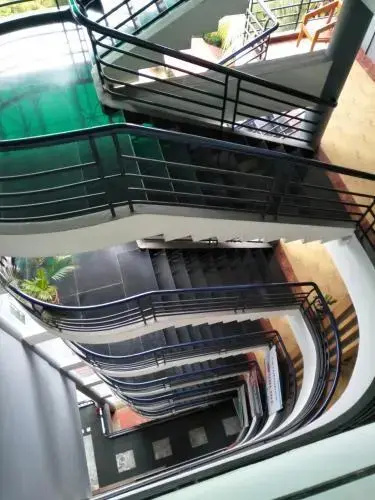 Hotel Hazmi Inn