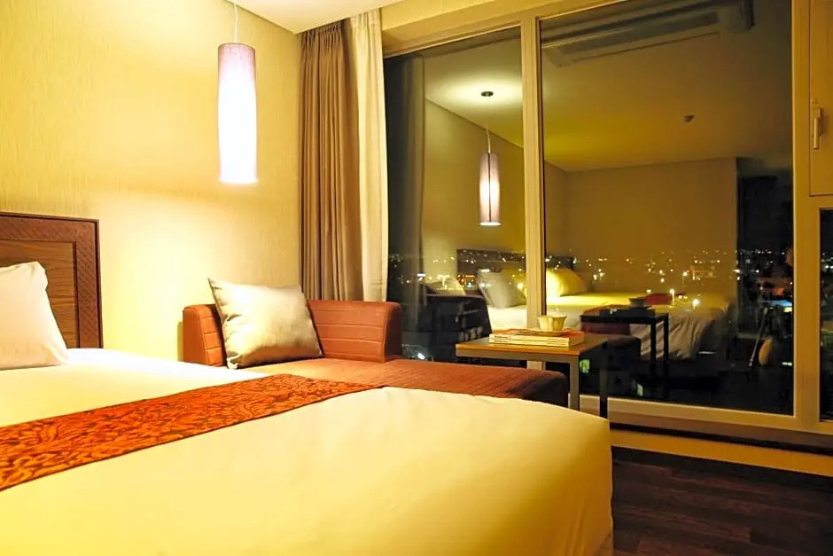 Standard Double room with mountain view (twin beds)