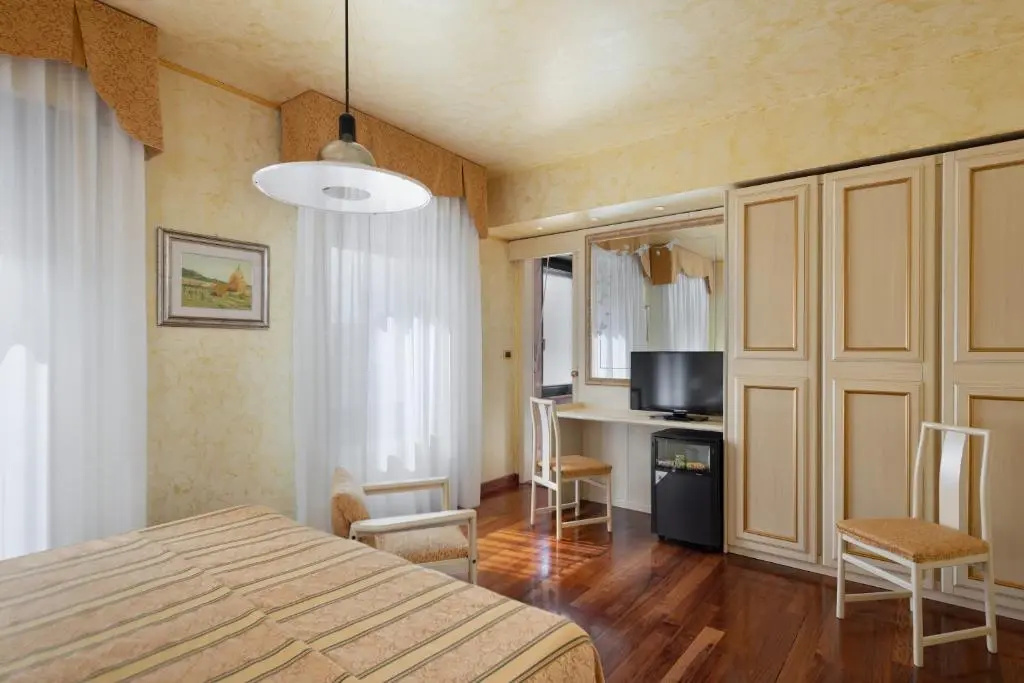 Colomba D'Oro Hotel - Chambres