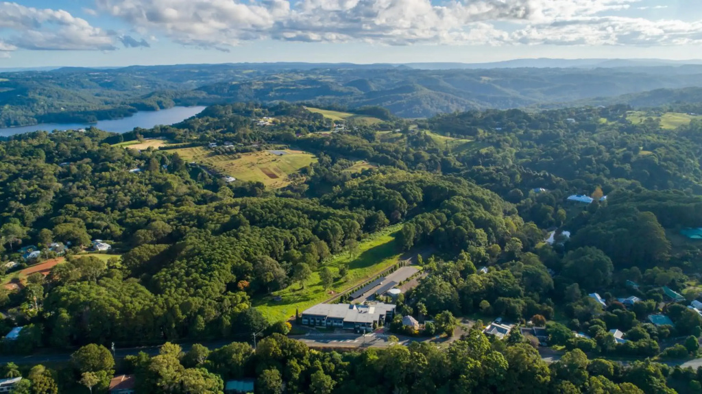 Luxury Hinterland Retreat - Family Suite with Hinterland and Ocean Views