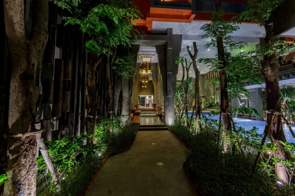 Golden Temple Boutique - 3
