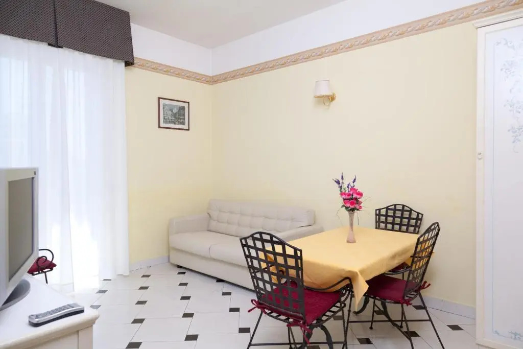 Residence Record - Chambres