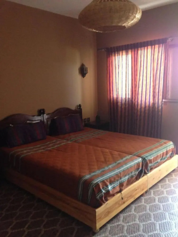 Double Suite (full double bed)