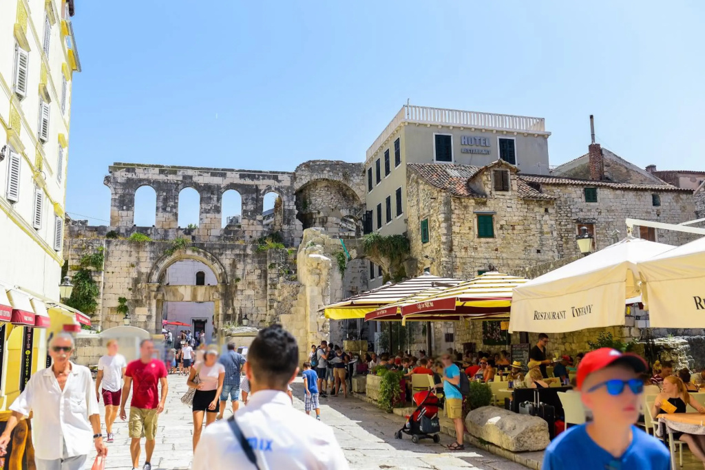 Porta Aurea - Général