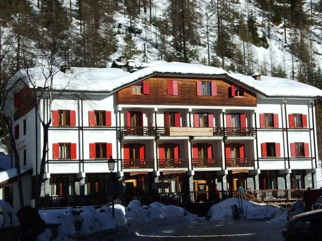 Hotel photo 12