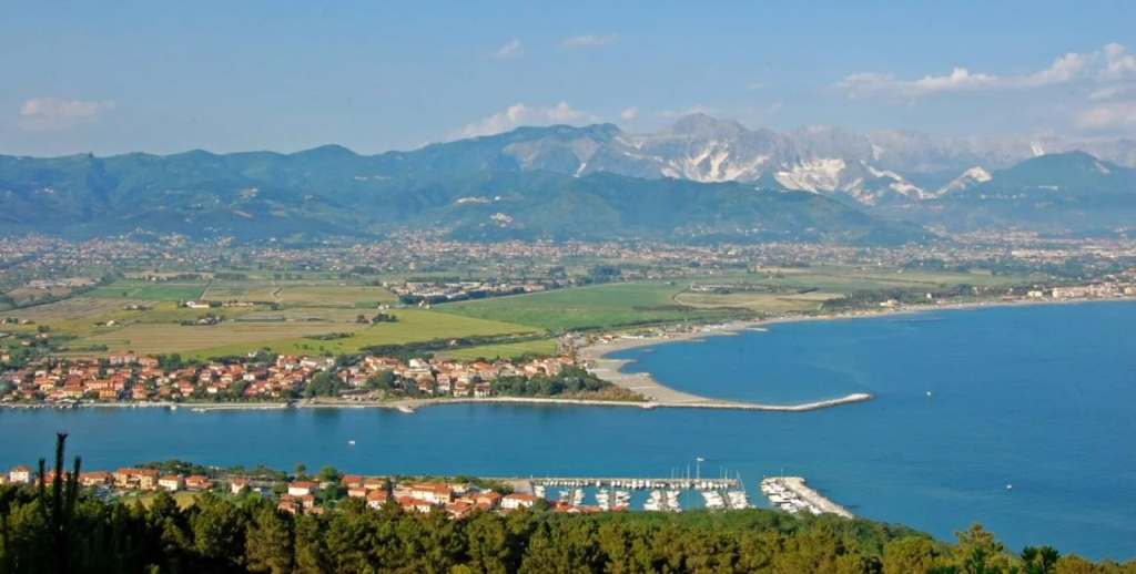 Beach & Waterfront