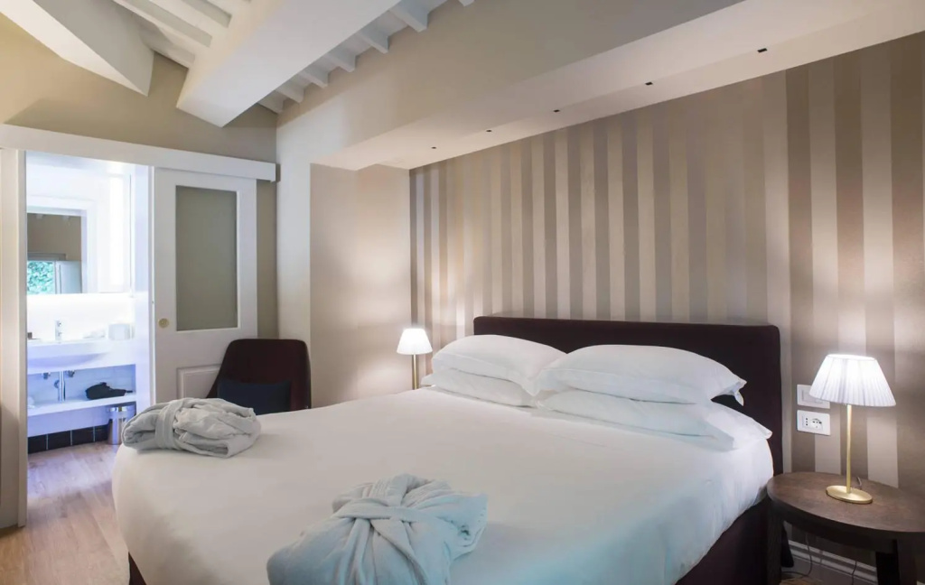 Exclusive Suite