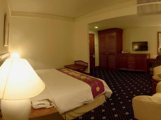 The Jesselton Hotel