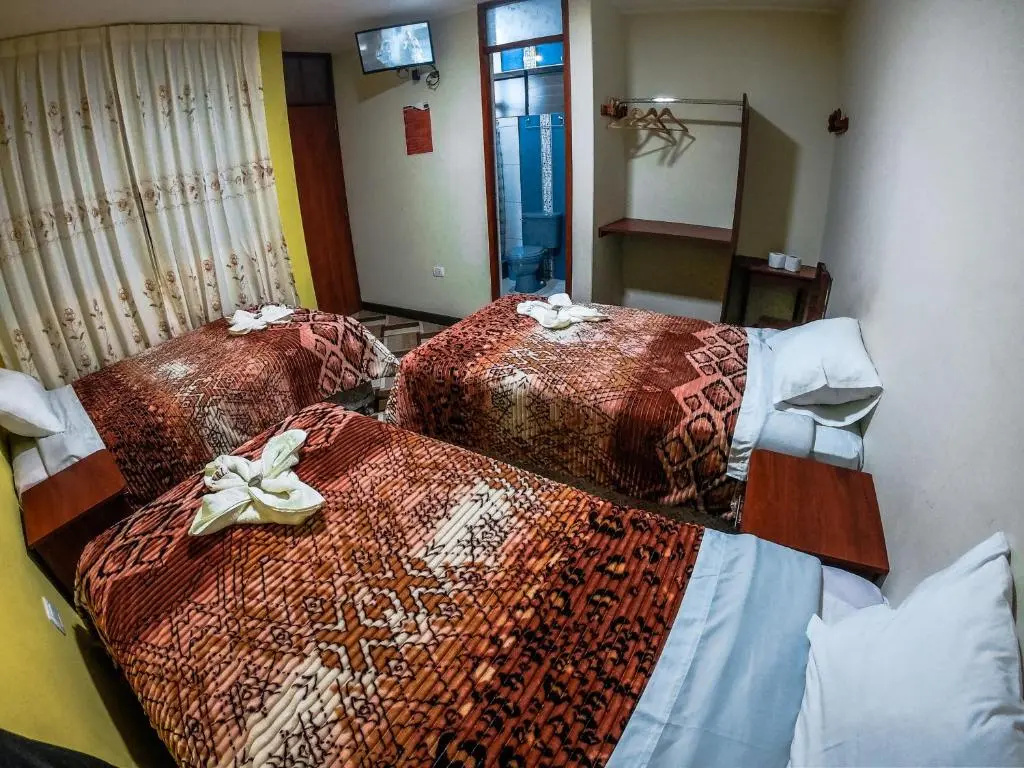 Standard Triple room