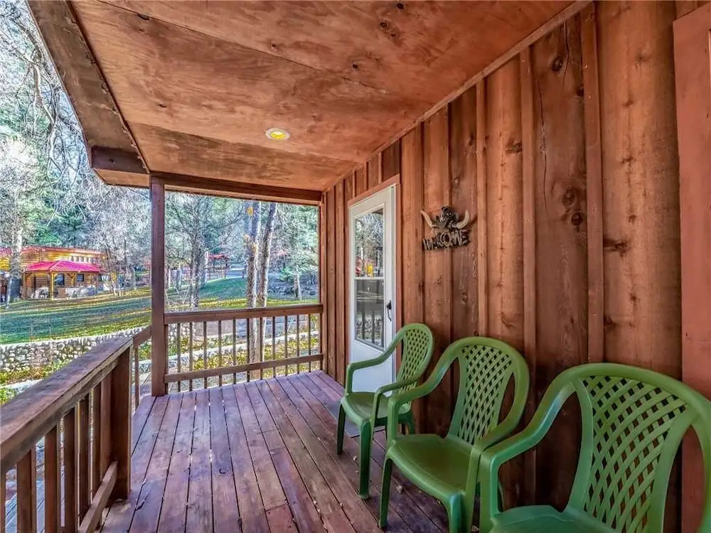 River Bend Lodge - Five Bedroom Cabin