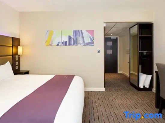 Двухместный номер Standard двуспальная кровать в Premier Inn London Kingston Upon Thames