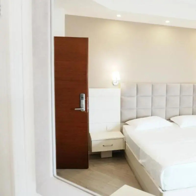 Standard Double room with balcony and with sea view (full double bed)