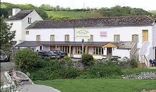Pound Court Riverside Bed & Breakfast
