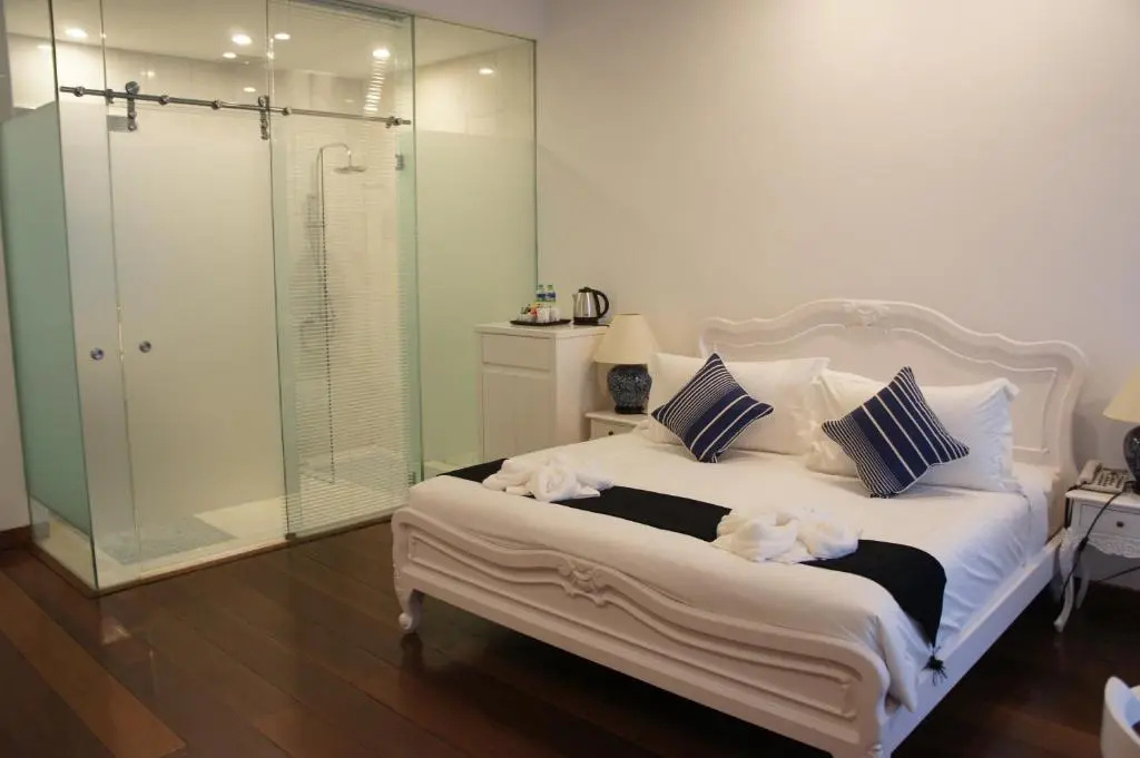 Heeren Palm Suites - Chambres
