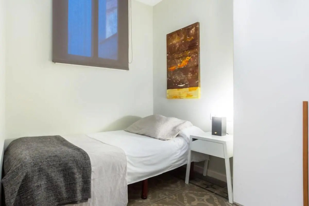 4bedroom apartment with a balcony in Las Ramblas 1 2