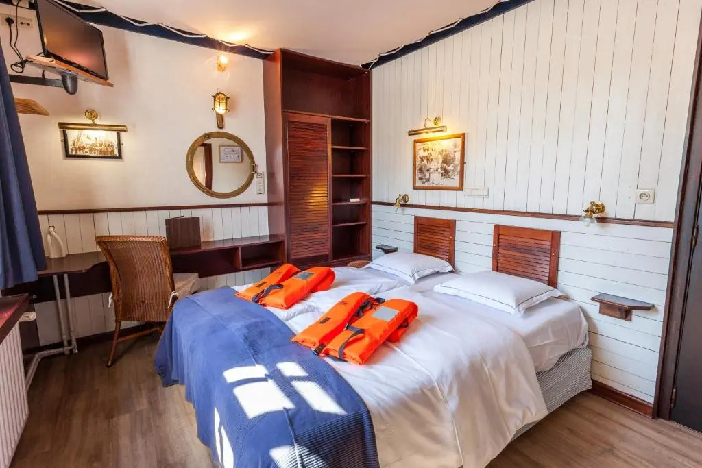 Boat Hotel De Barge - Chambres