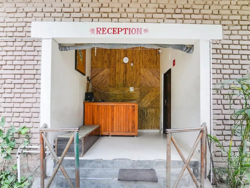 OYO 3854 Corbett Call