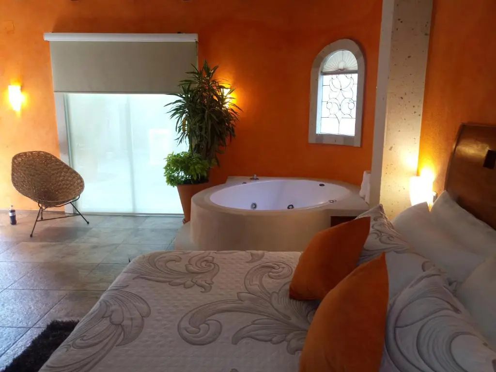 Standard Double room with pool view (full double bed)