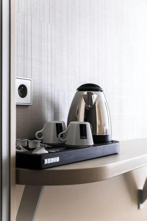 Executive Double room with balcony (full double bed)