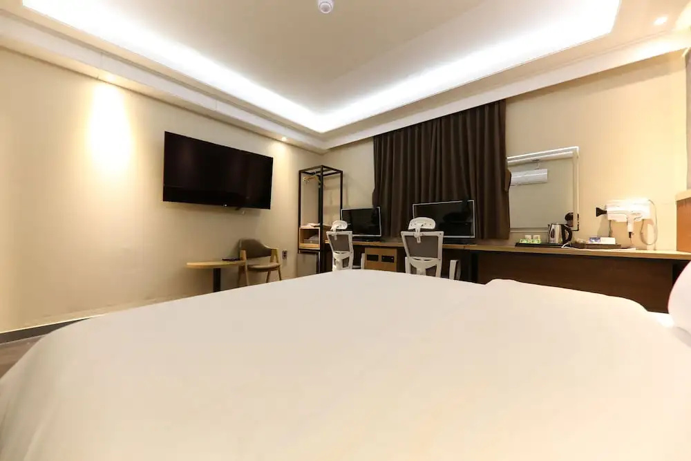 Premium room