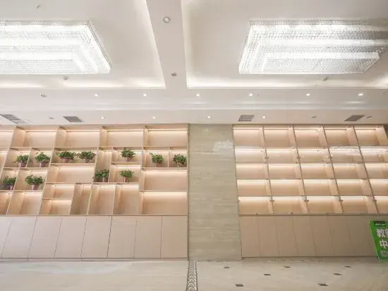 Liza Hotel