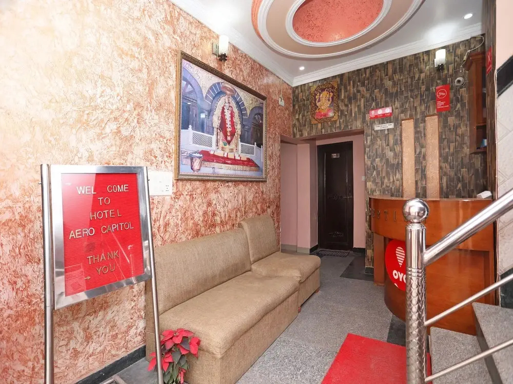 Lobby & Reception
