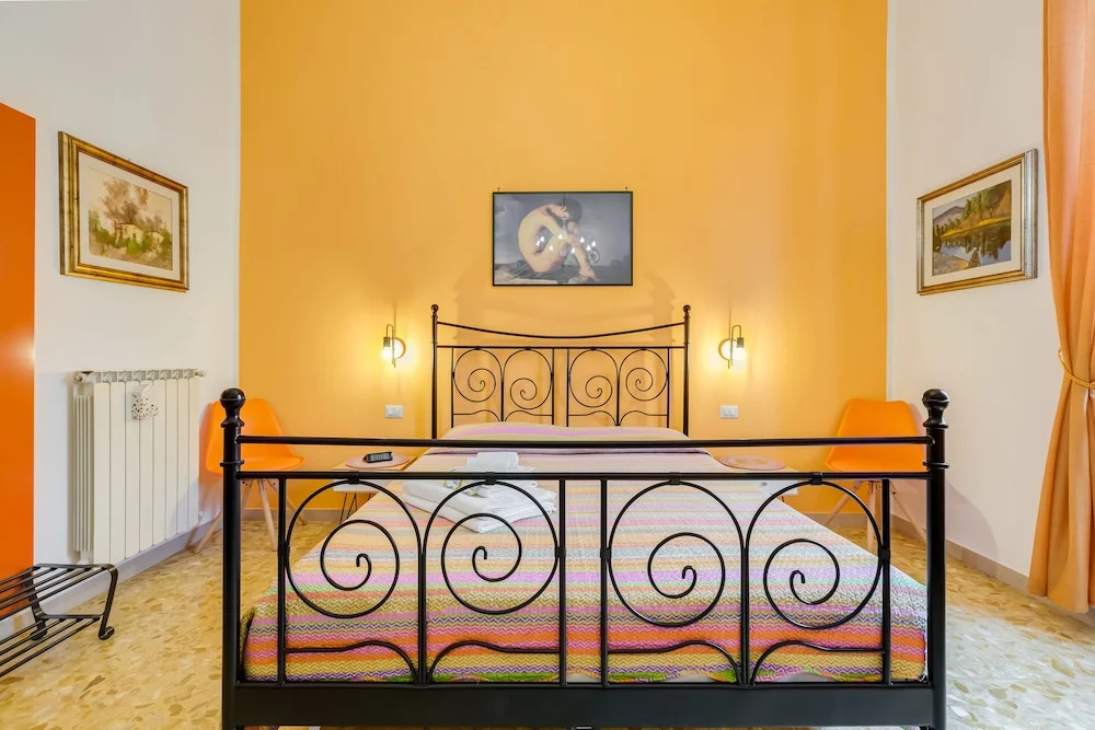 Comfort room