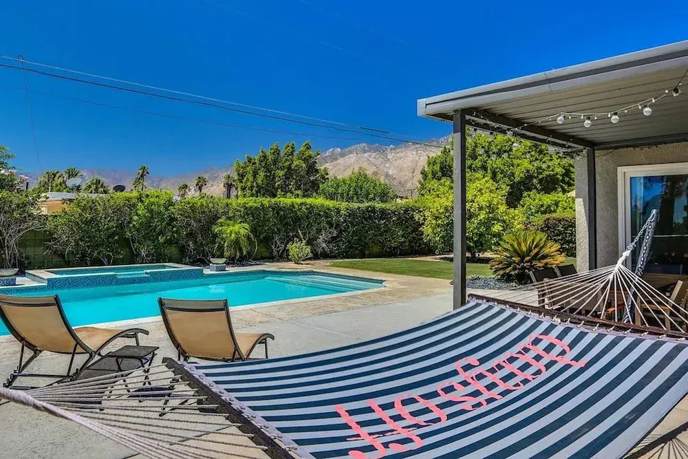 Relax at the 3BR Tranquil Oasis in Palm Springs