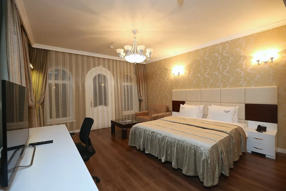 Двухместный номер Deluxe с балконом и с видом на город двуспальная кровать в Old Street
