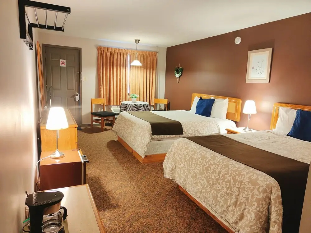 Grand room