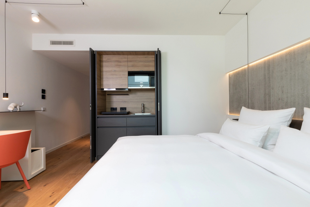 KPM Hotel & Residences Berlin, a Member of Design Hotels — фото