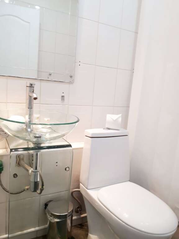 標準四人房，雙人床