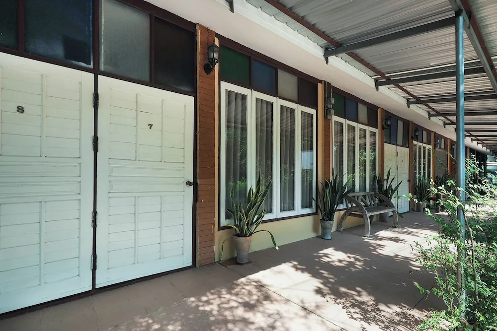 OYO 957 Thai Gallery Home