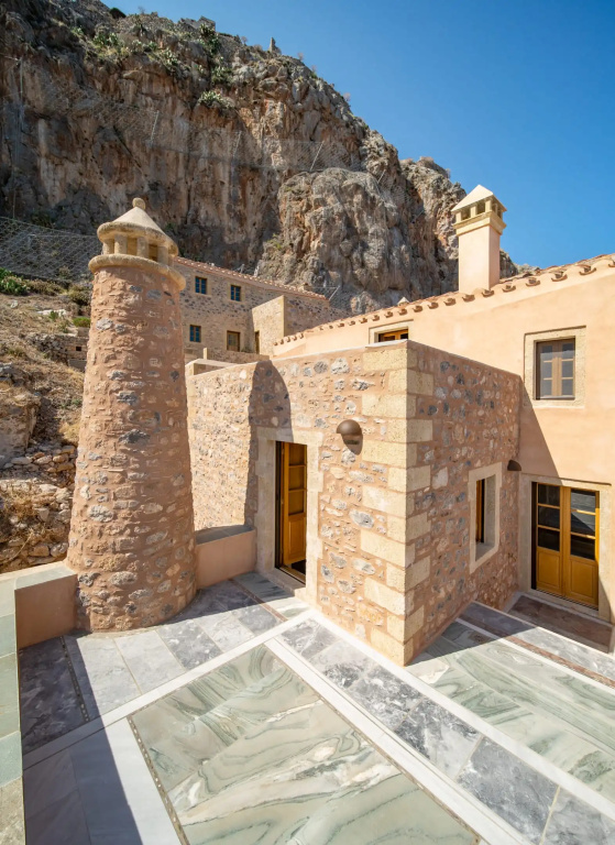 Duplex Suite with balcony