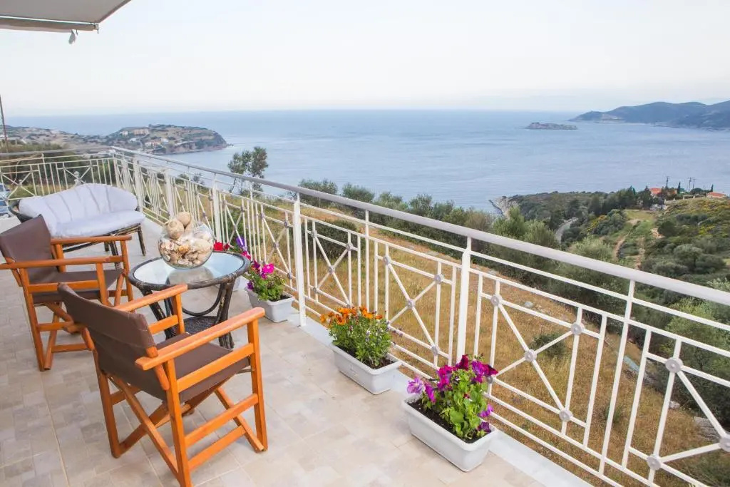 Argo Summer House