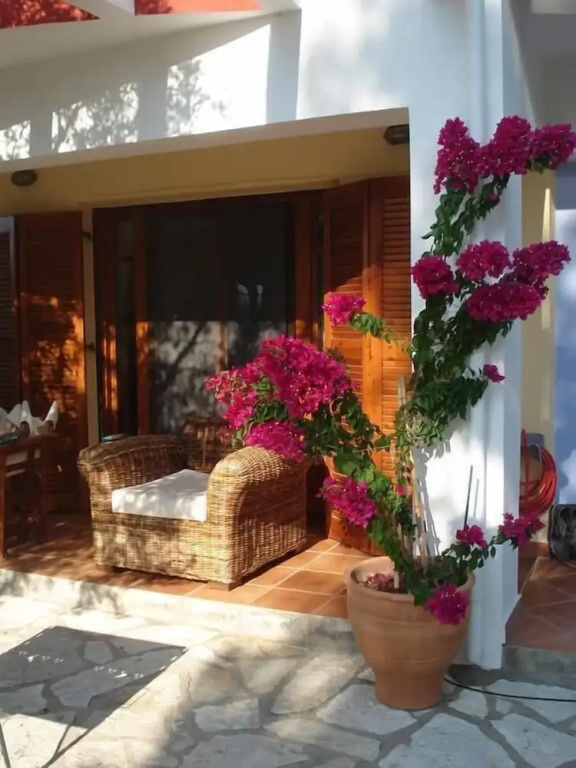 3 Bedrooms Villa with sea view