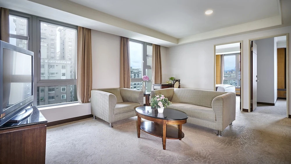 Standard Suite