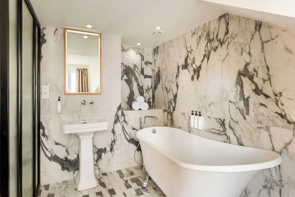 Afficher la photo 8 — Merveil Luxury Suites - Cyr I-II - Terrasse