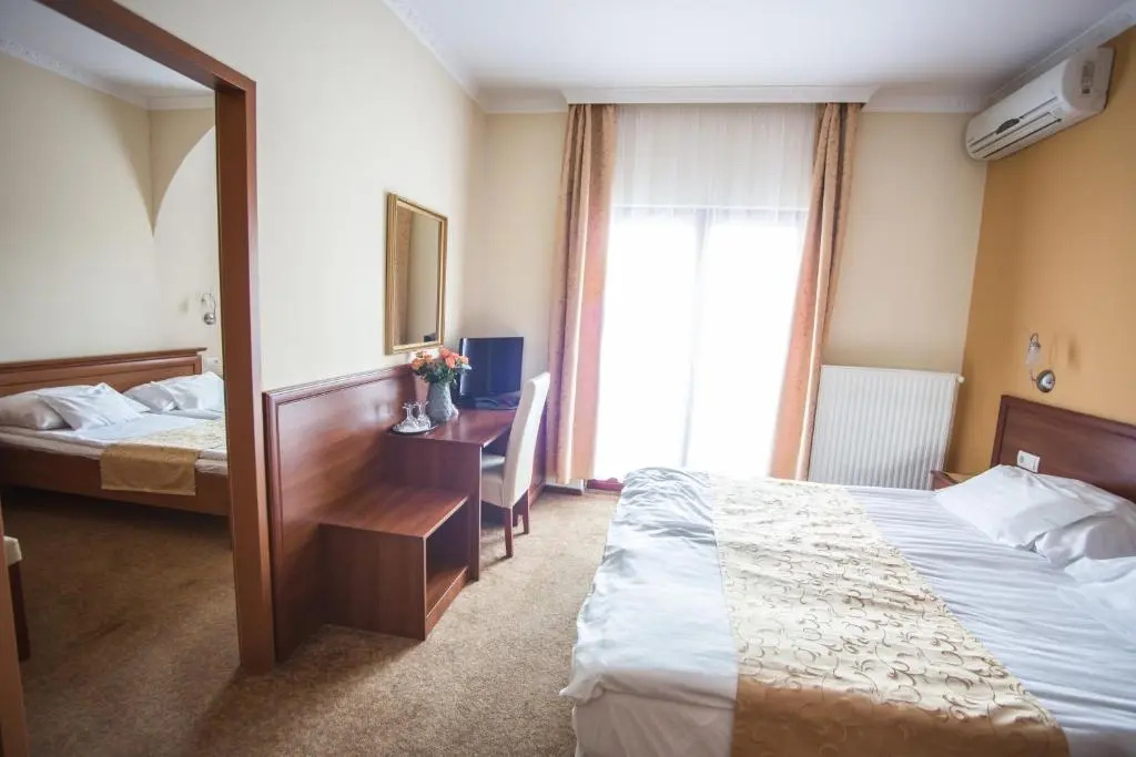 Viktória Hotel - Chambres