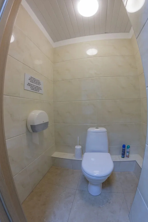 Кровать в общем номере в Good Inn