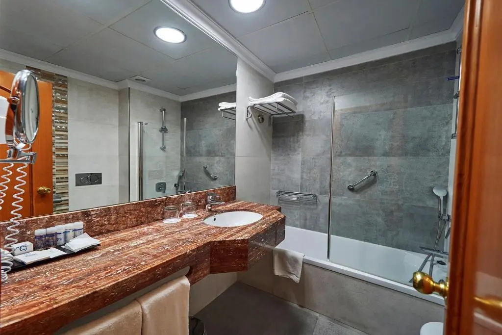 Hotel Balcón de Europa - Chambres