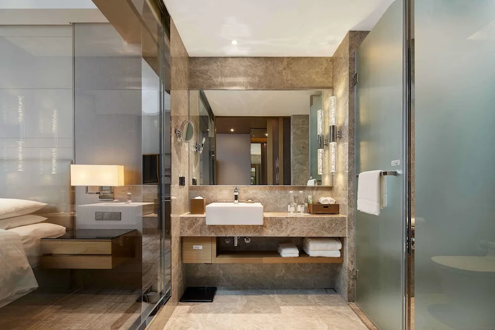 Premier room
